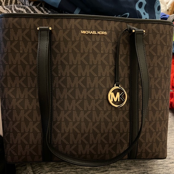 Michael Kors Bag - Picture 1 of 2